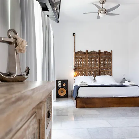 Apartmanhotel Pela 3*