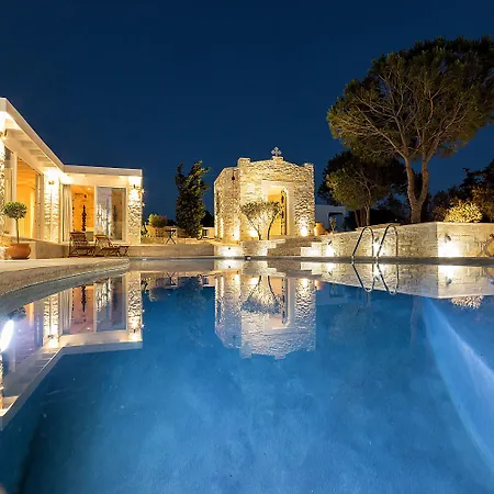 Apartmanhotel Pela 3*