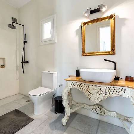 Aparthotel Pela
