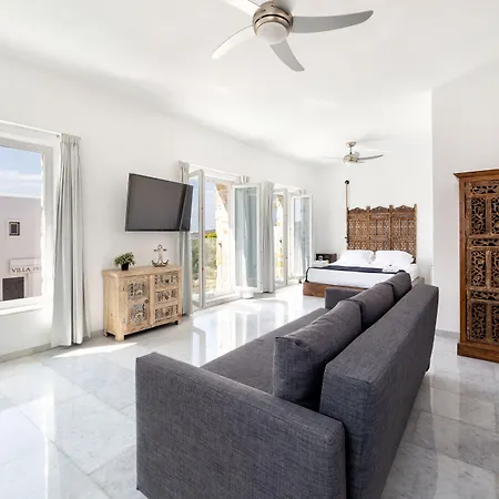 Apartmanhotel Pela Alikí