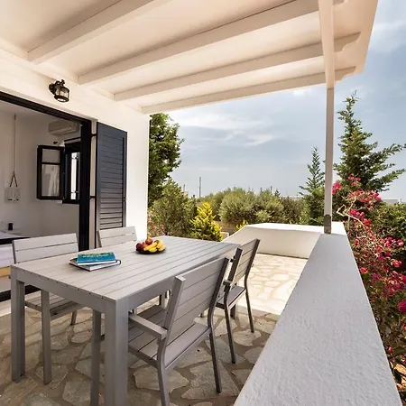 Apartmanhotel Pela 3*