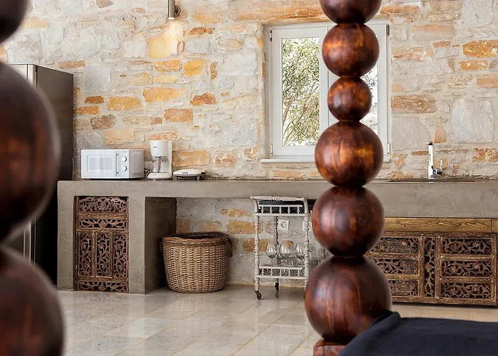 Lägenhetshotell Pela Alikí