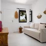 Aparthotel Pela 3*