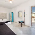 Pela 3* Alikí