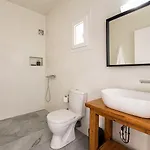 Pela