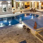 Aparthotel Pela Alikí