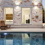 Aparthotel Pela Alikí