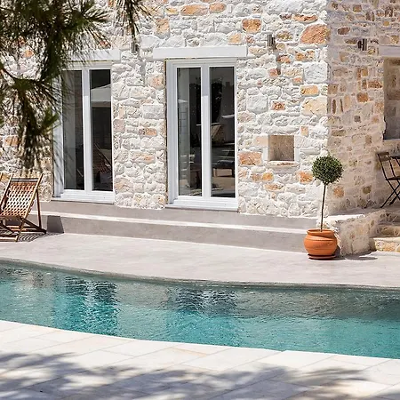 Pela Aliki (Paros)