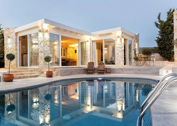 Pela Aparthotel Alikí