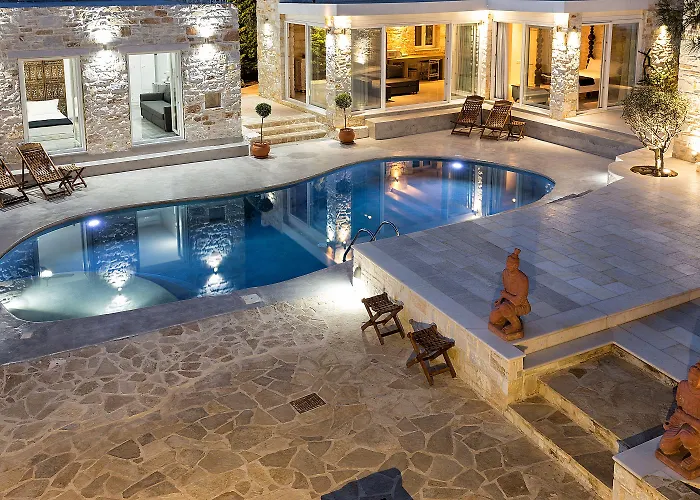 Aparthotel Pela Alikí